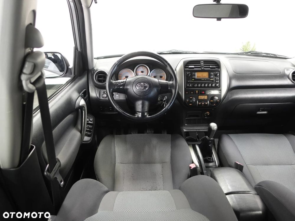 Toyota RAV4 D-4D 4x4 Edition - 28