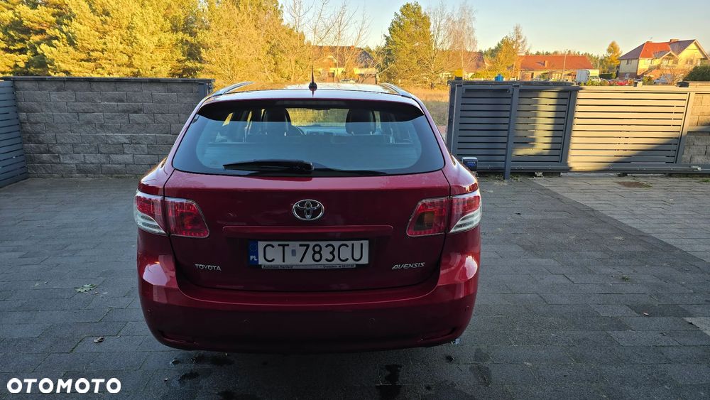 Toyota Avensis - 3