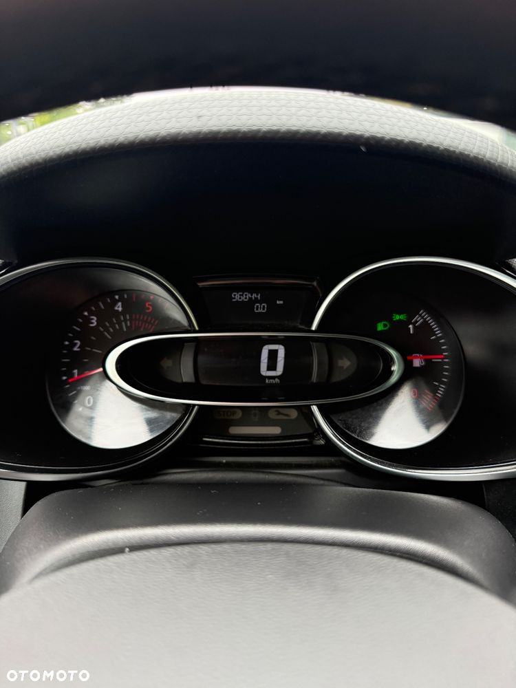 Renault Clio 1.5 dCi Energy Limited - 12