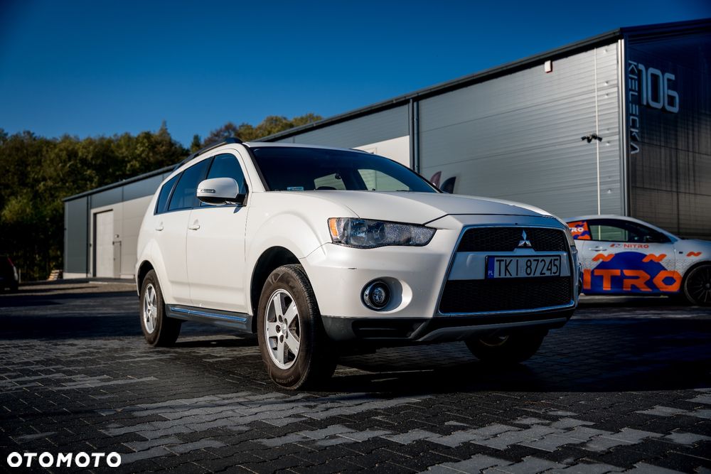 Mitsubishi Outlander - 7
