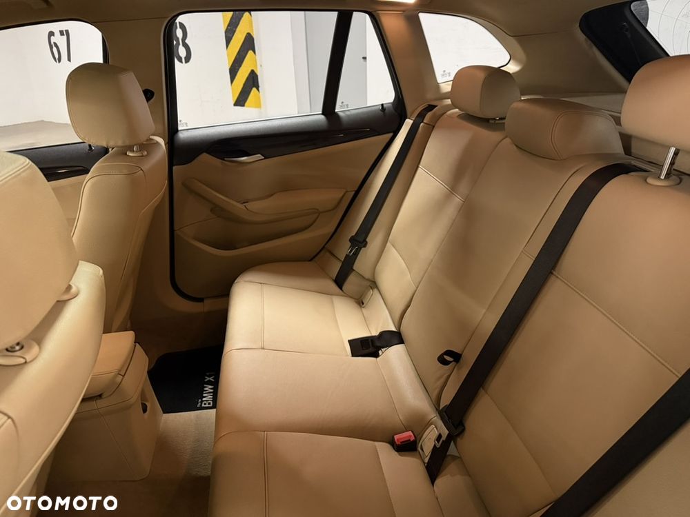BMW X1 - 13