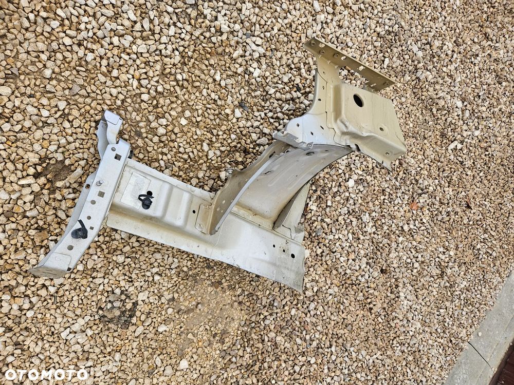 ĆWIARTKA PODŁUŻNICA LEWA PRZÓD PRZEDNIA  CITROEN BERLINGO IV PEUGEOT PARTNER COMBO E PROACE PO 2019 ROKU - 2