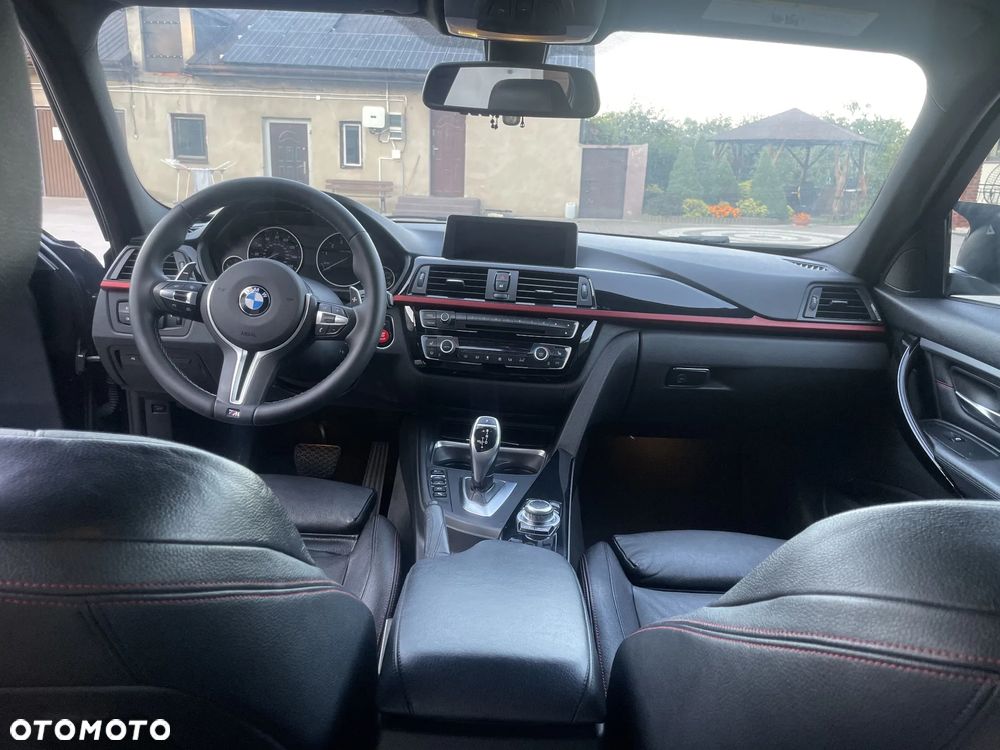 BMW Seria 3 335i Sport Line - 10