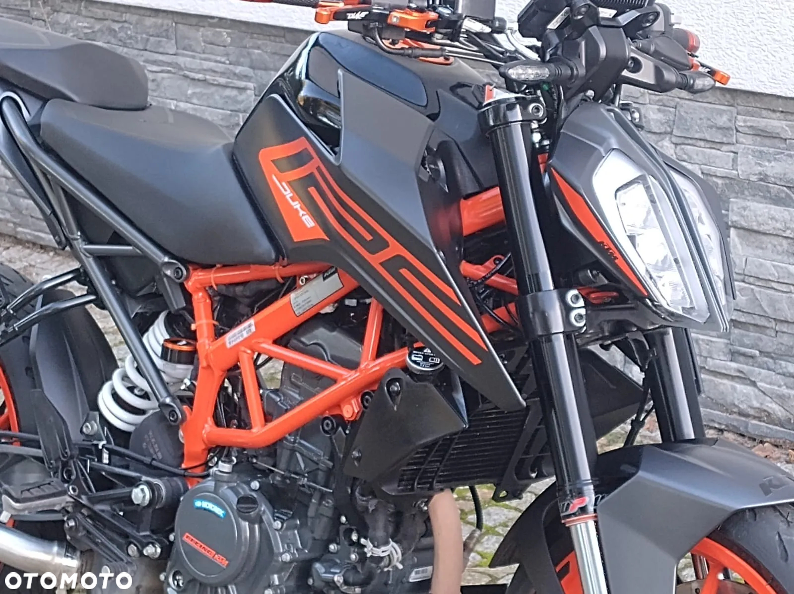KTM Duke - 18