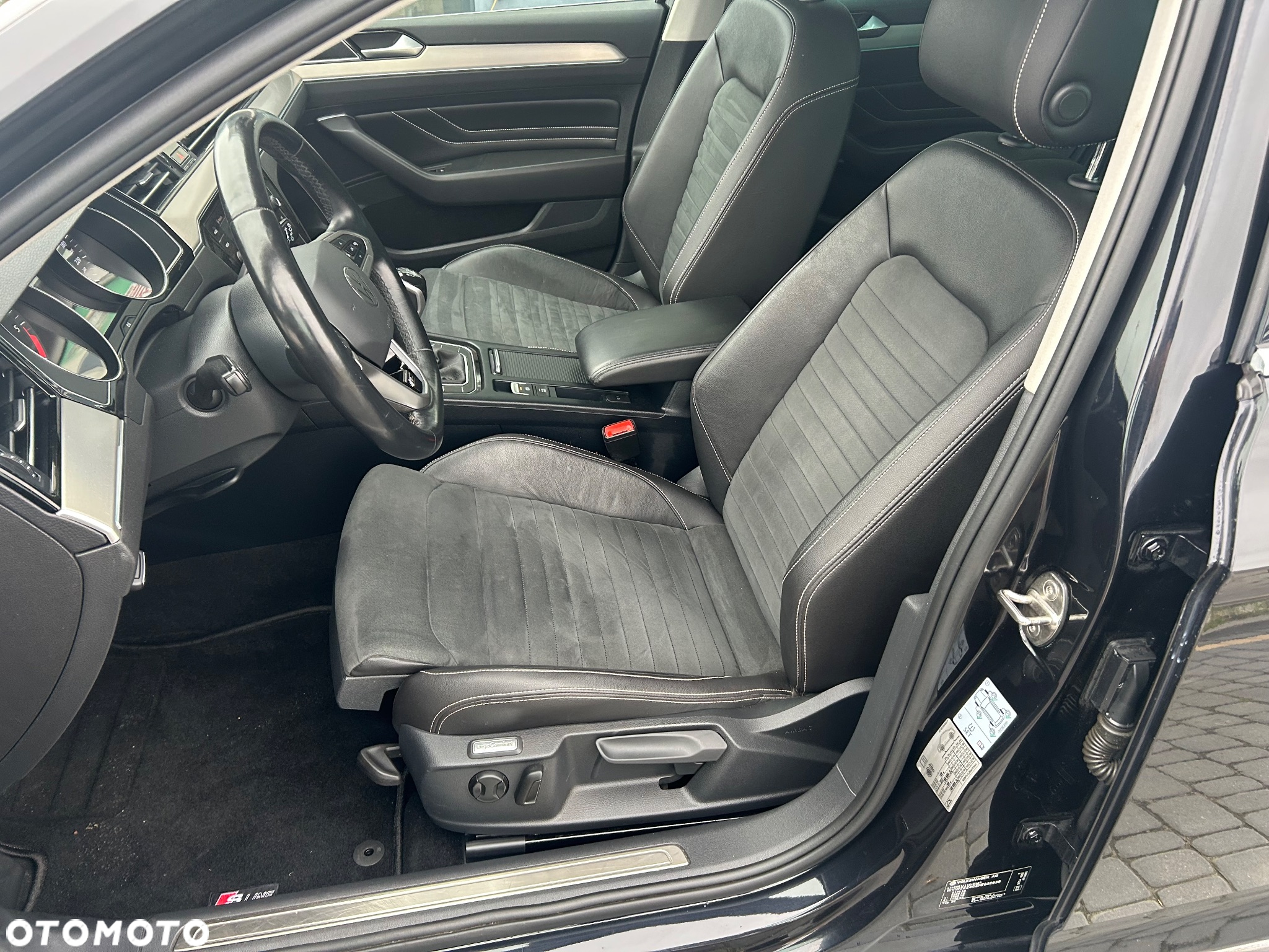 Volkswagen Passat Variant 2.0 TDI (BlueMotion Technology) Trendline - 22