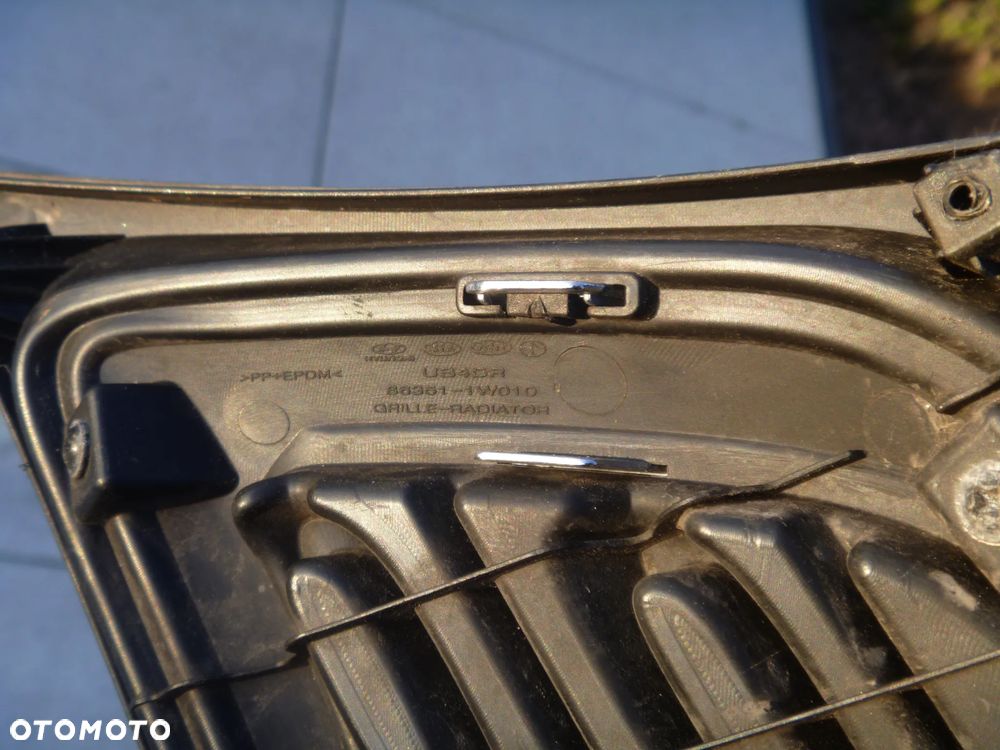 KIA RIO III SEDAN  ATRAPA 86351-1W010 CHROM IGŁA - 3