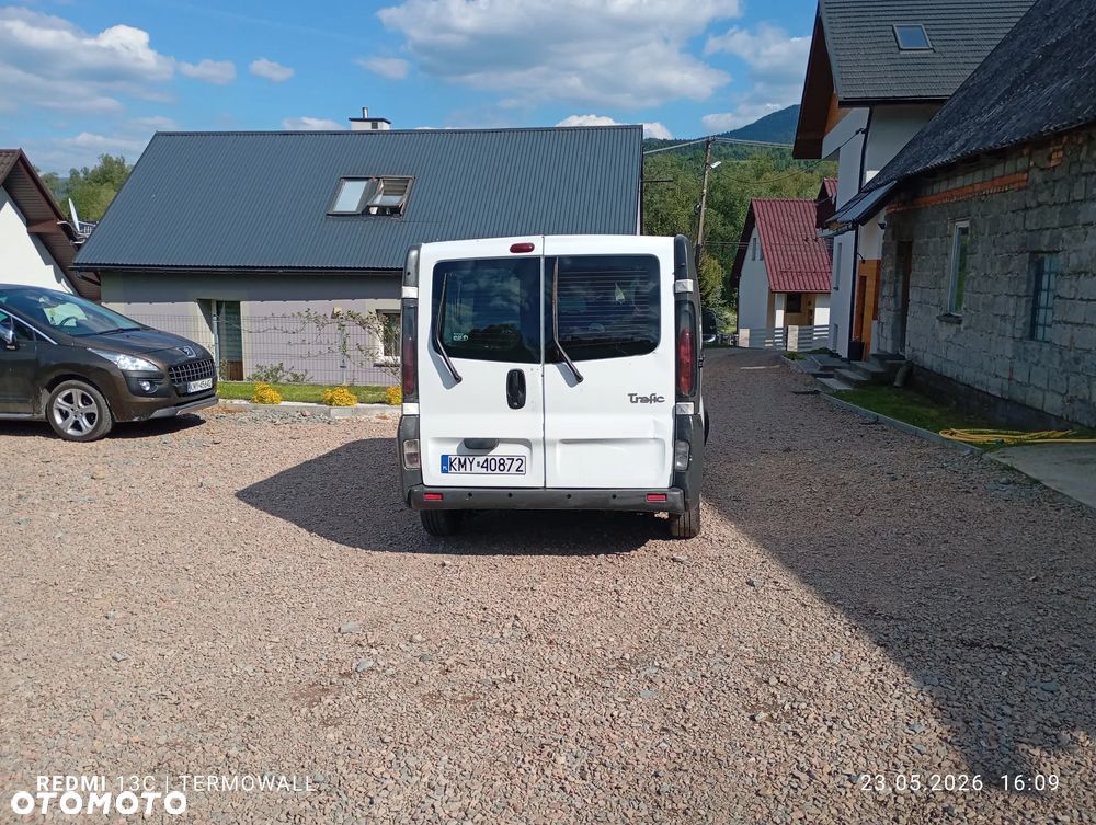 Renault Trafic Passenger - 3