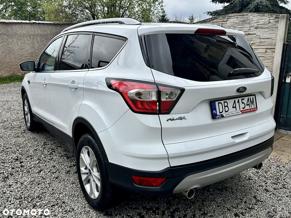 Ford Kuga 2.0 TDCi 4x2 Titanium - 6