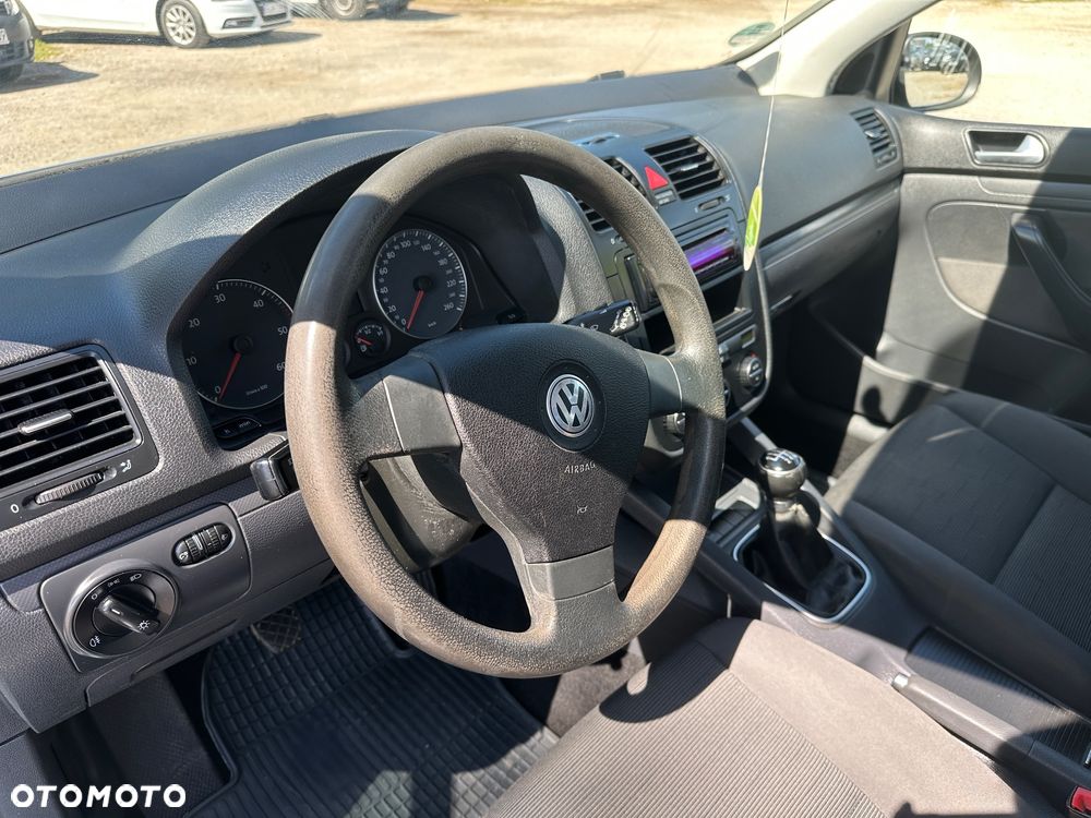 Volkswagen Golf 1.9 TDI DPF Trendline - 16