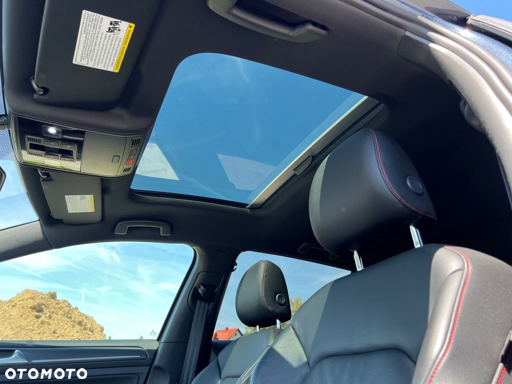 Volkswagen Golf GTI 2.0 TSI OPF Performance - 12