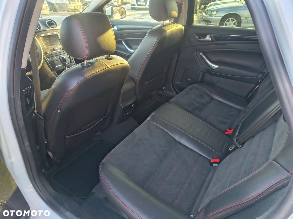 Ford Mondeo 2.0 EcoBoost Titanium S - 21