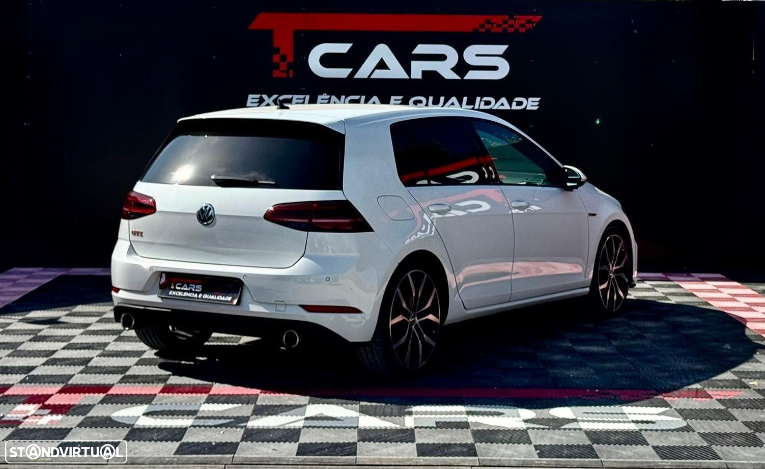 VW Golf 2.0 TSI GTI DSG Performance - 2