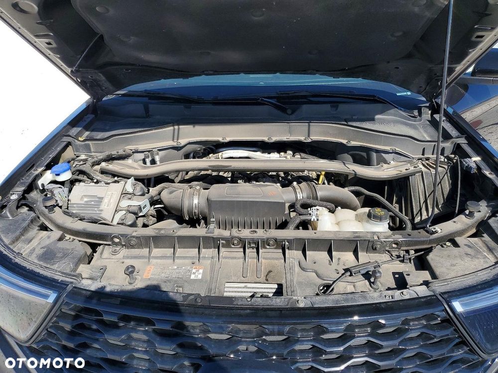 Ford Explorer EcoBoost Plug-in Hybrid ST-LINE - 9