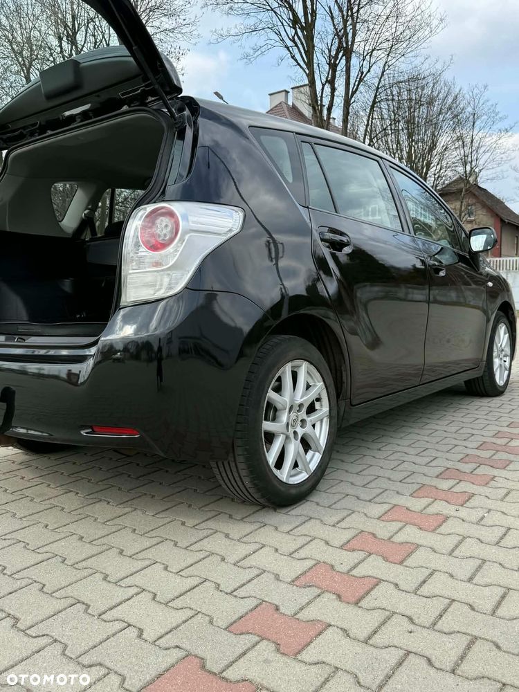 Toyota Verso 2.0 D-4D Luna - 8