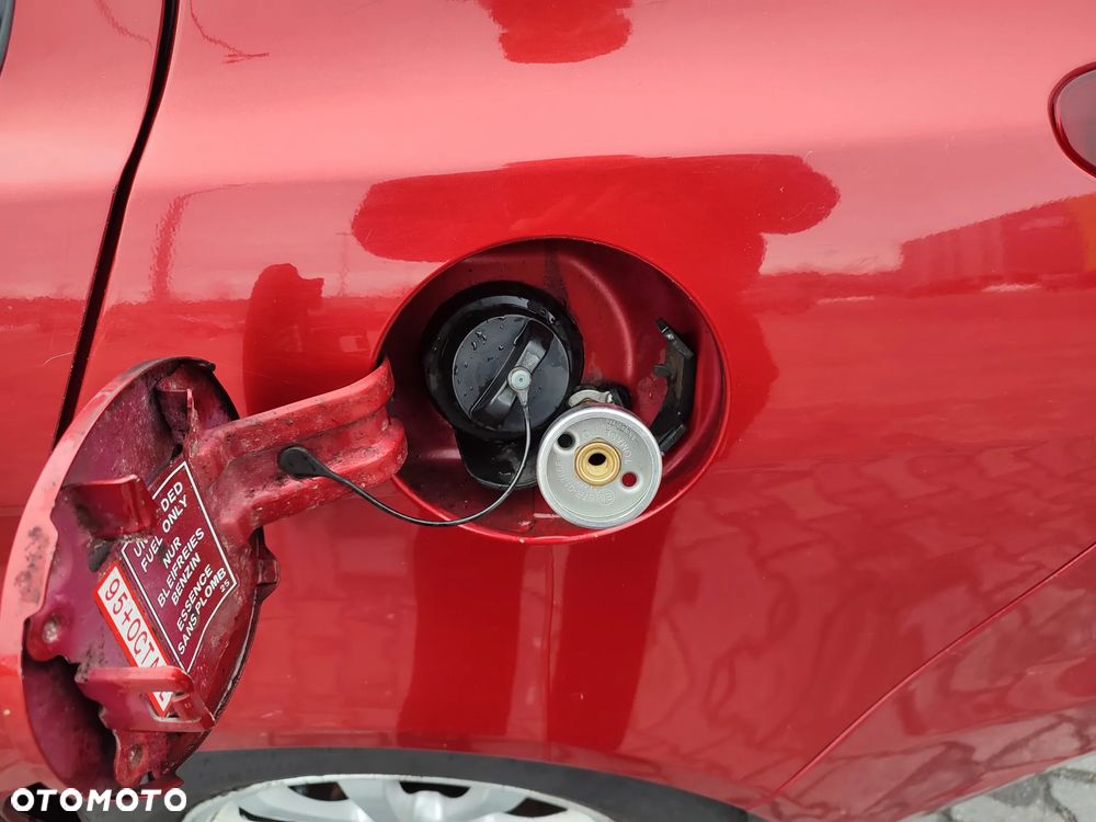 Mitsubishi Lancer 1.6 Inform - 15