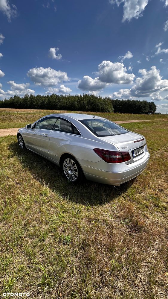 Mercedes-Benz Klasa E - 21