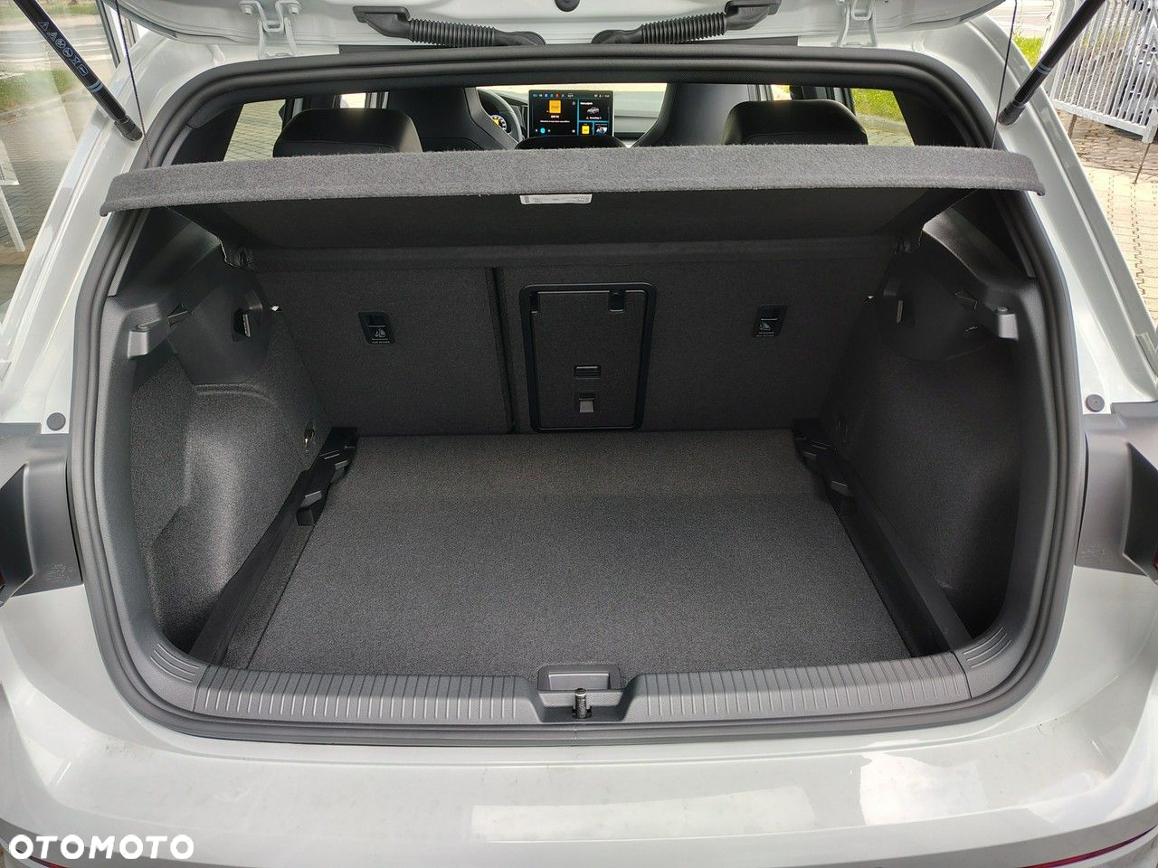 Volkswagen Golf - 12