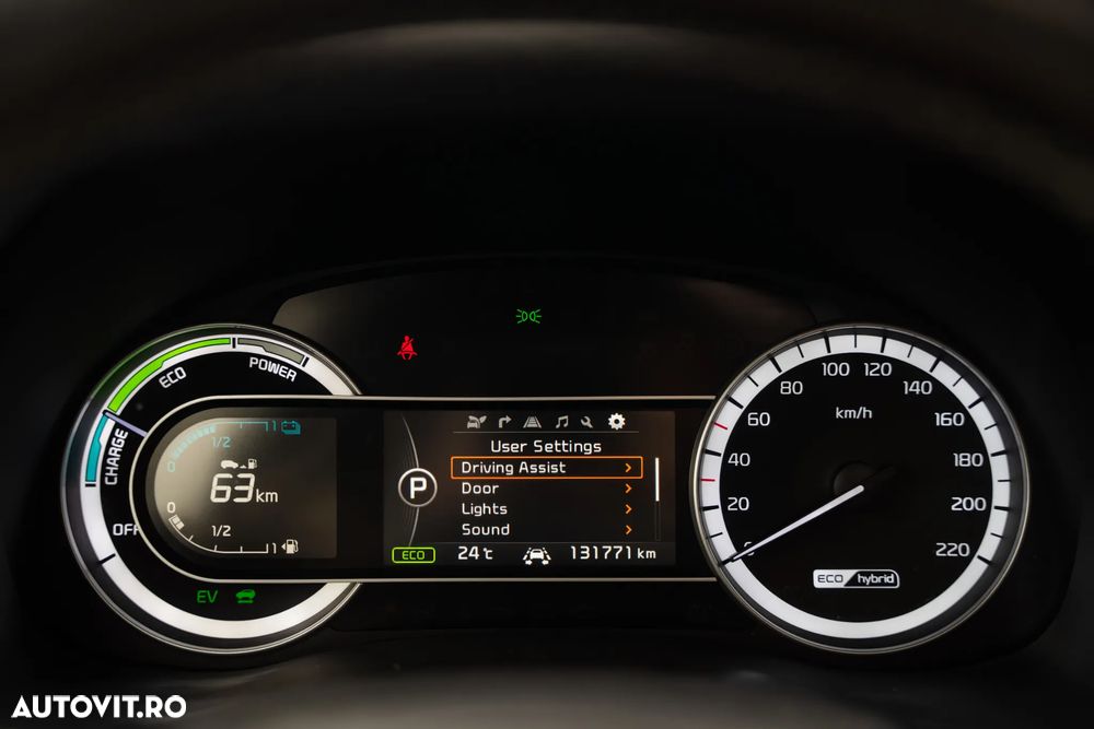 Kia Niro 1.6 GDI 2WD Aut. Spirit - 28