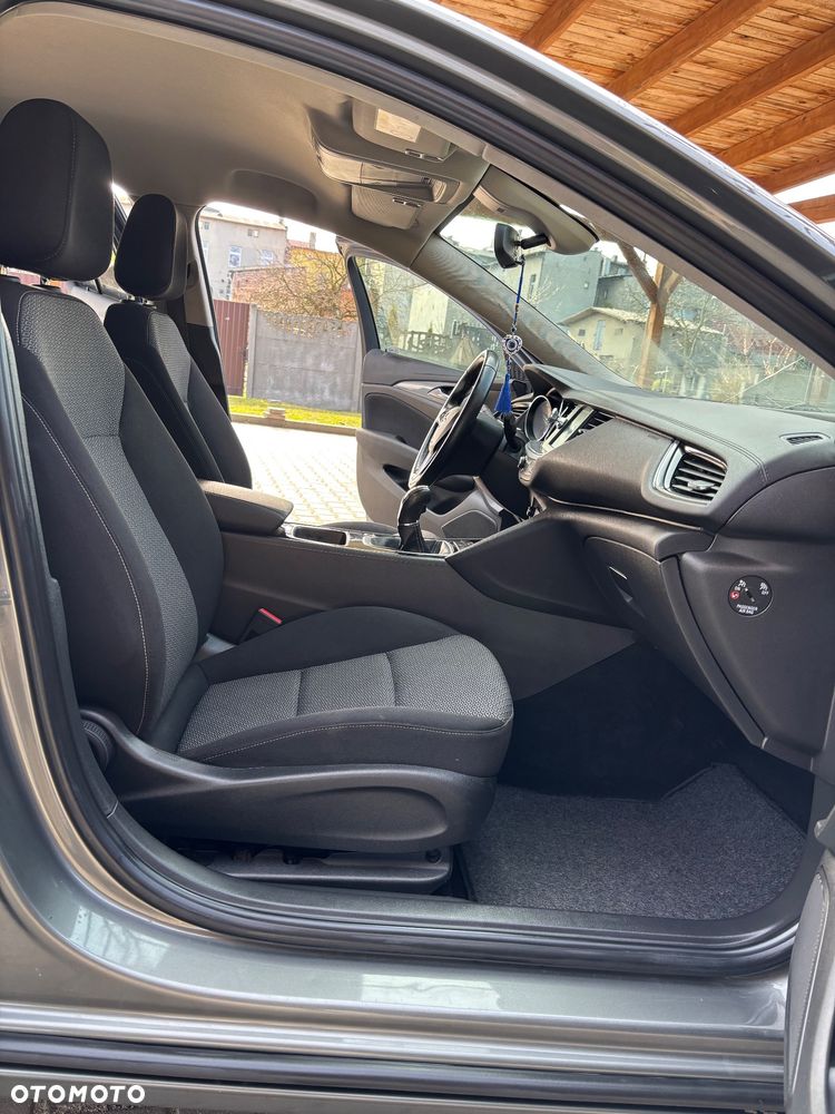 Opel Insignia 1.6 (118g) Business Innovation - 16