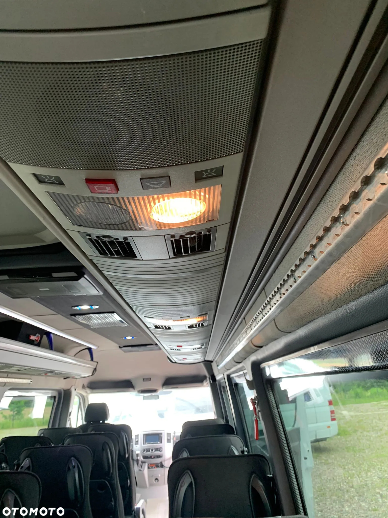 Mercedes-Benz Sprinter 516 CDI- 24 Miejsca - 17
