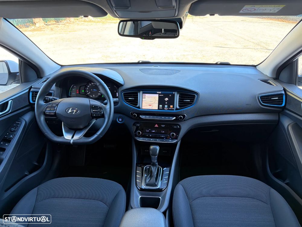 Hyundai Ioniq 1.6 GDI HEV Hybrid Tech - 6