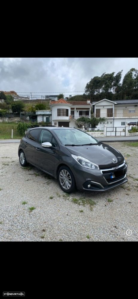 Peugeot 208 1.5 BlueHDi Signature - 3