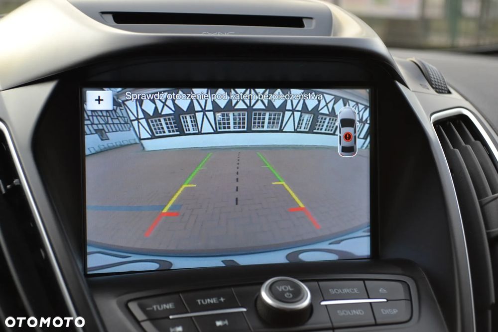 Ford Grand C-MAX - 13