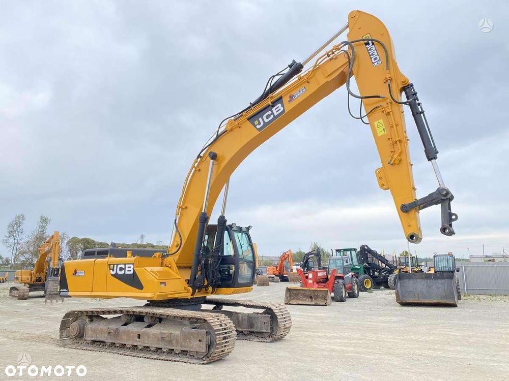 JCB JS 330 LC - 8