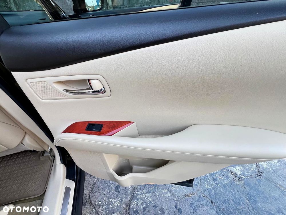 Lexus RX 450h Prestige - 31