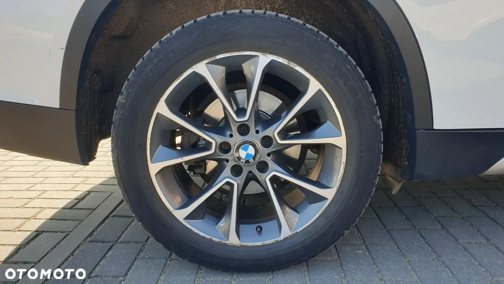BMW X5 xDrive25d - 28