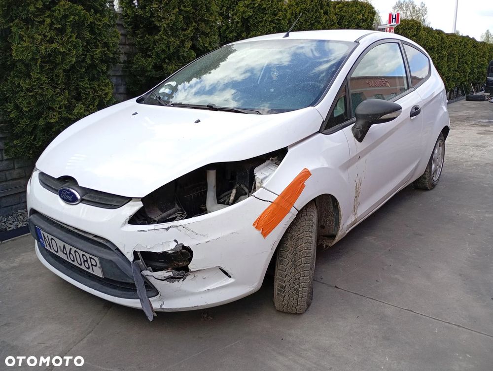 FORD FIESTA MK6 MK7 08-12 1.4 TDCI KRATKA NAWIEWU ŚRODKOWA OBUDOWA RADIA - 12