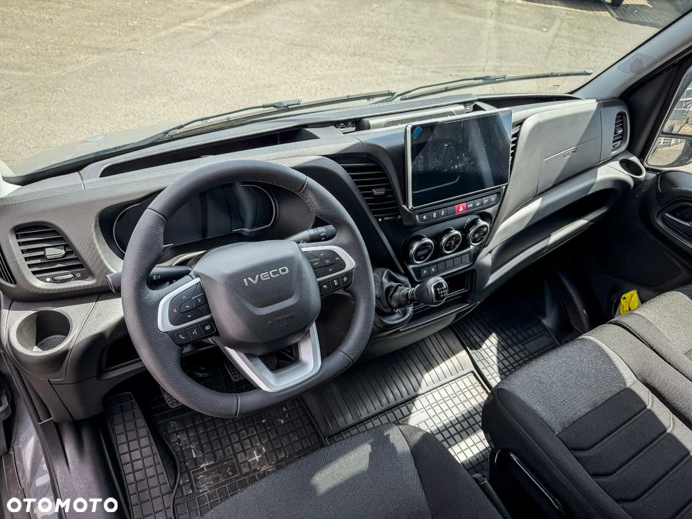 Iveco 35S18H V 3.0 Diesel 180 KM MT6 Furgon L4H2 - 27
