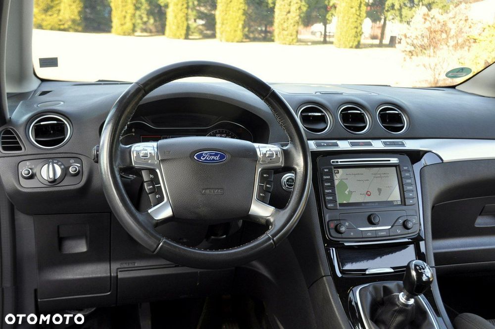Ford S-Max - 29