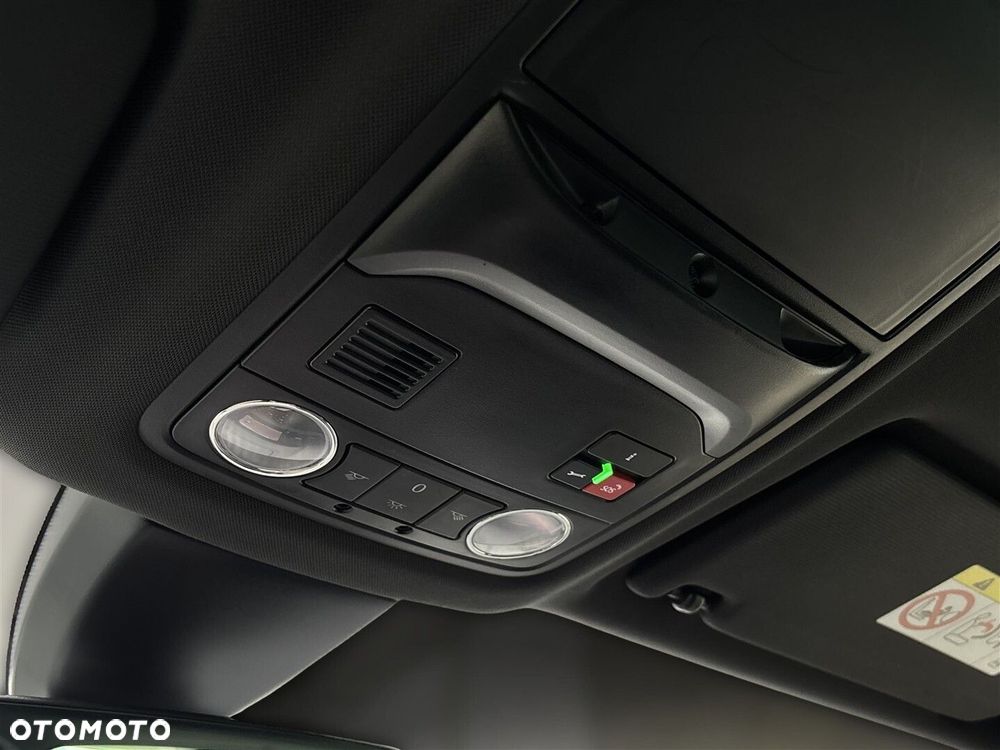 Skoda Karoq 1.5 TSI ACT Sportline DSG - 32