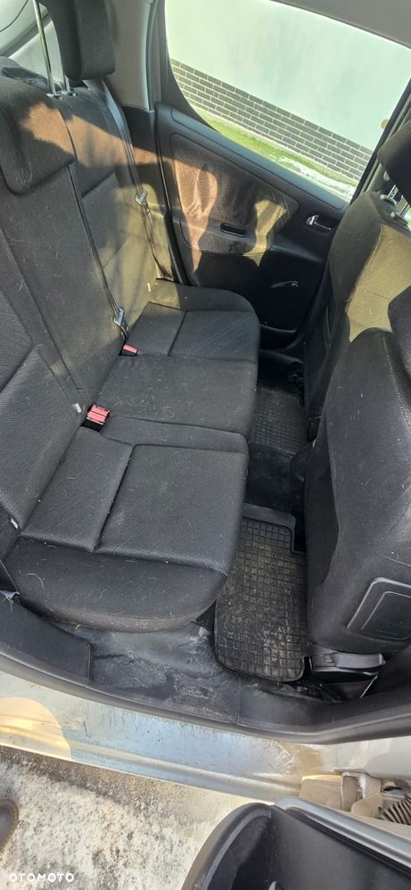 Peugeot 207 1.4 16V Sporty - 13