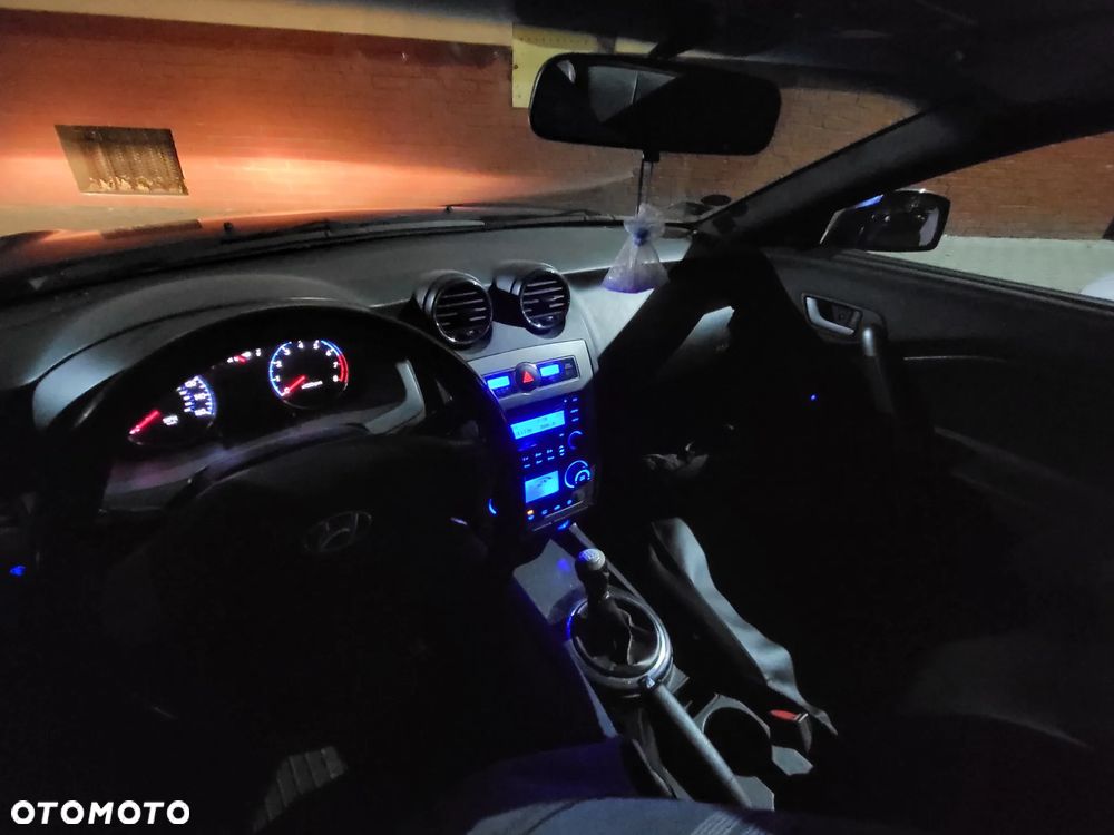 Hyundai Coupe - 10