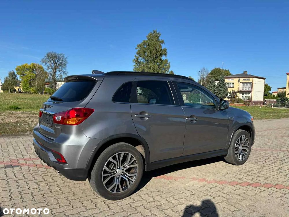 Mitsubishi ASX - 12
