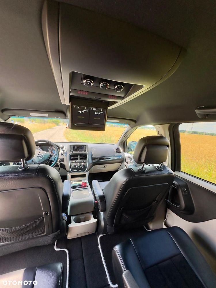 Dodge Grand Caravan 3.6 R/T - 15