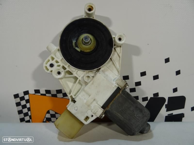 Motor Do Elevador De Vidro Frente Esquerdo Bmw 3 (E90)  0130822226 / 6 - 6