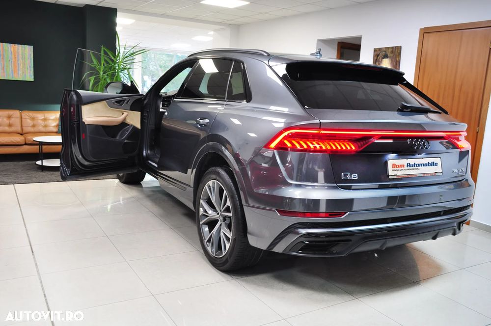 Audi Q8 55 TFSI quattro Tiptronic - 7