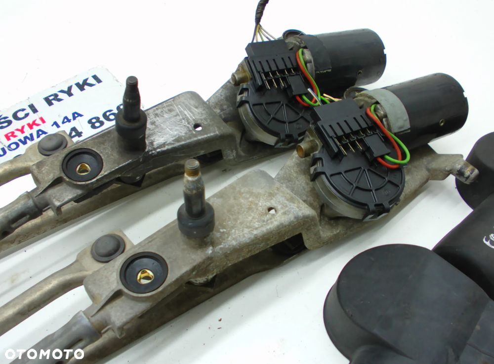 Ford Focus MK1 Mechanizm wycieraczek przód  EU - 3