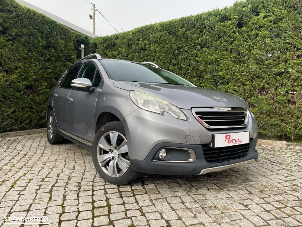 Peugeot 2008 1.2 PureTech Allure - 3