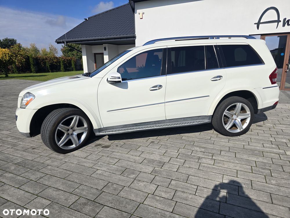 Mercedes-Benz GL 500 - 15