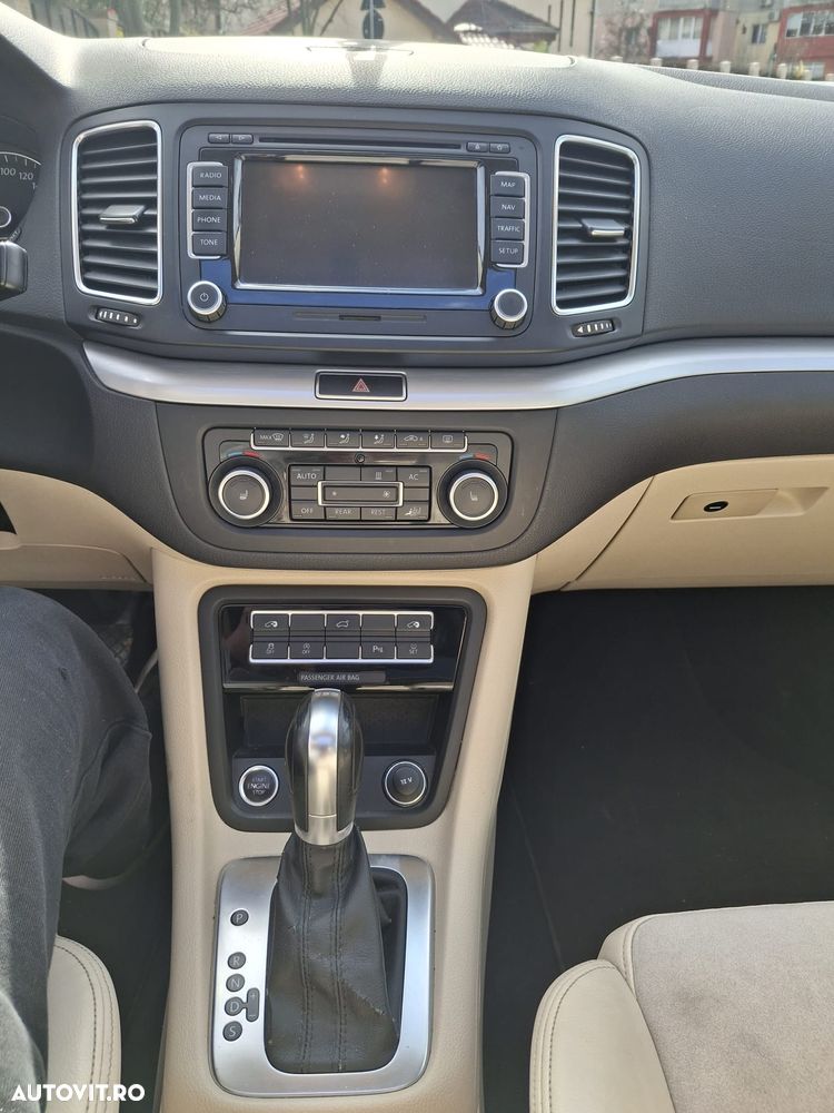 Volkswagen Sharan 2.0 TDI DSG Blue Motion Highline - 13
