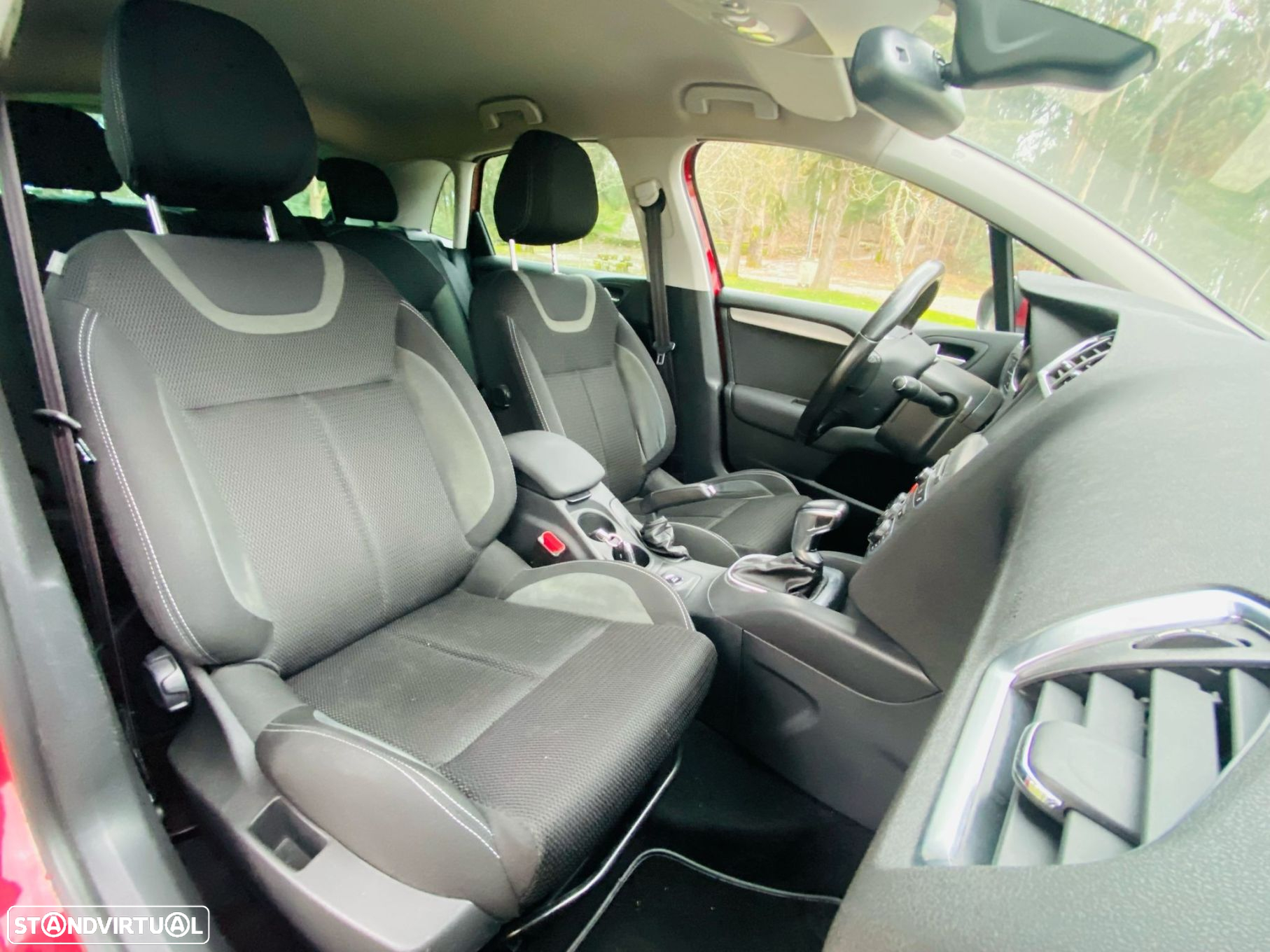 Citroën C4 1.6 BlueHDi Feel EAT6 - 27