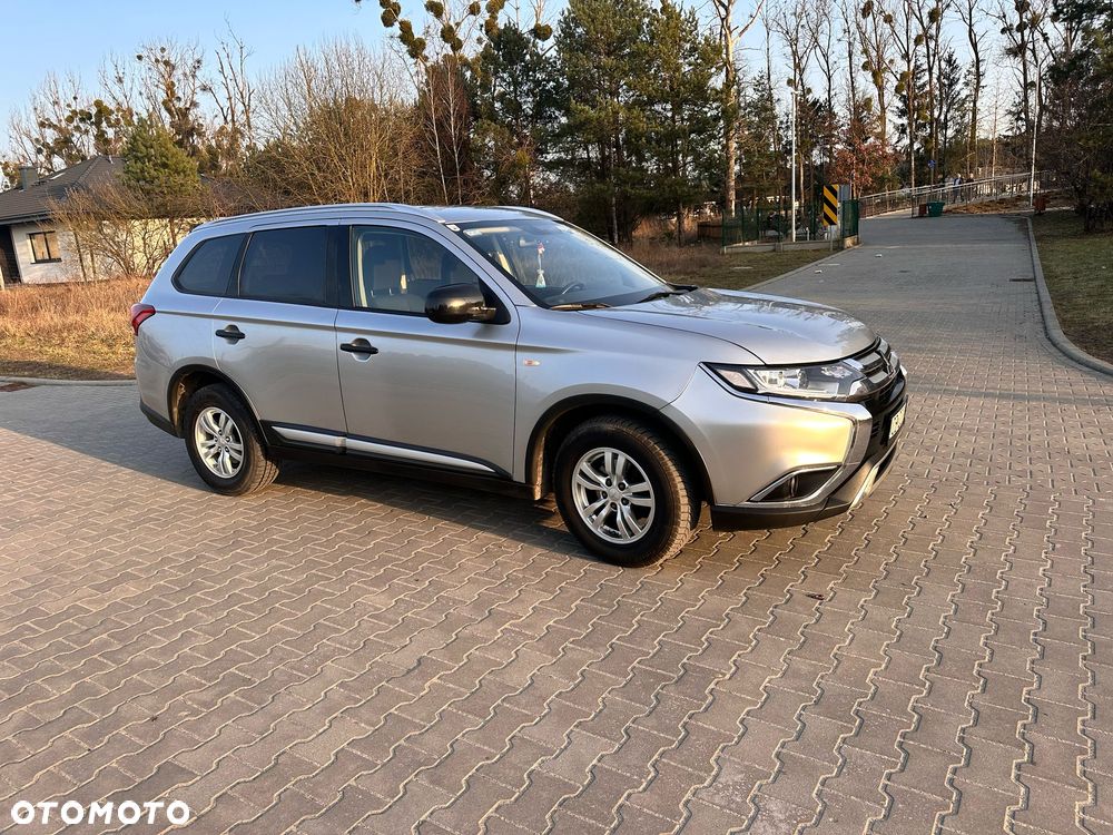 Mitsubishi Outlander - 20