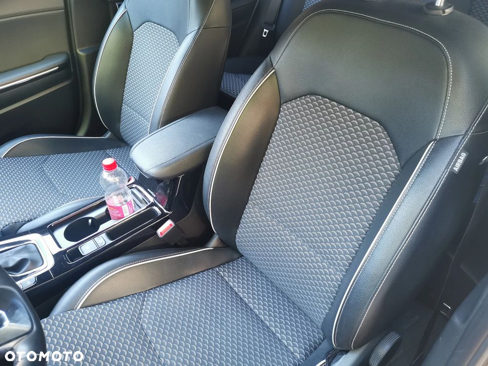 Kia Ceed 1.5 T-GDI L DCT - 10