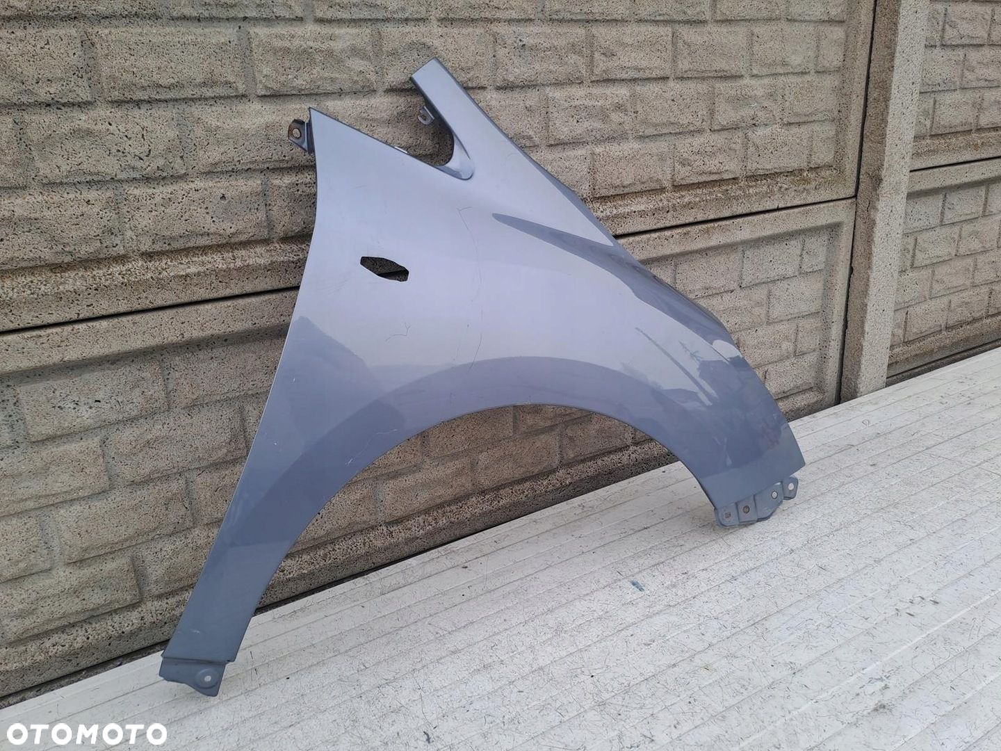 TOYOTA VERSO BŁOTNIK PRZEDNI PRAWY - 3