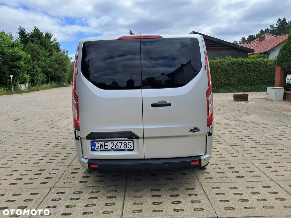 Ford Transit Custom 290 L2H1 Limited - 23