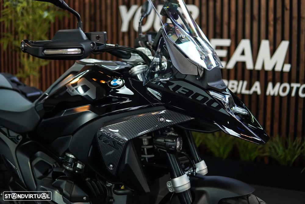 BMW R 1300 GS TRIPLE BLACK C/RODAS RAIOS DOURADAS - 6
